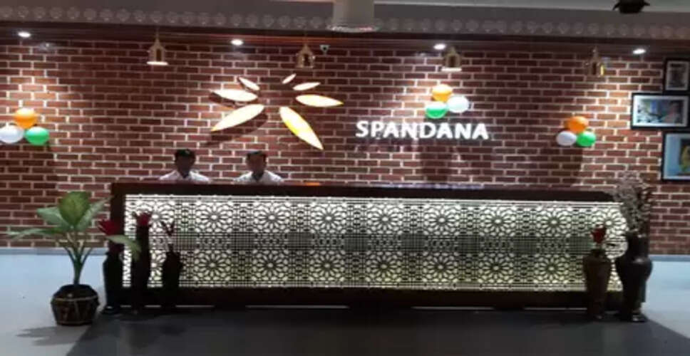 Microfinance firm Spandana Sphoorty suffers Rs 434 crore loss in Q4, revenue drops 38 pc