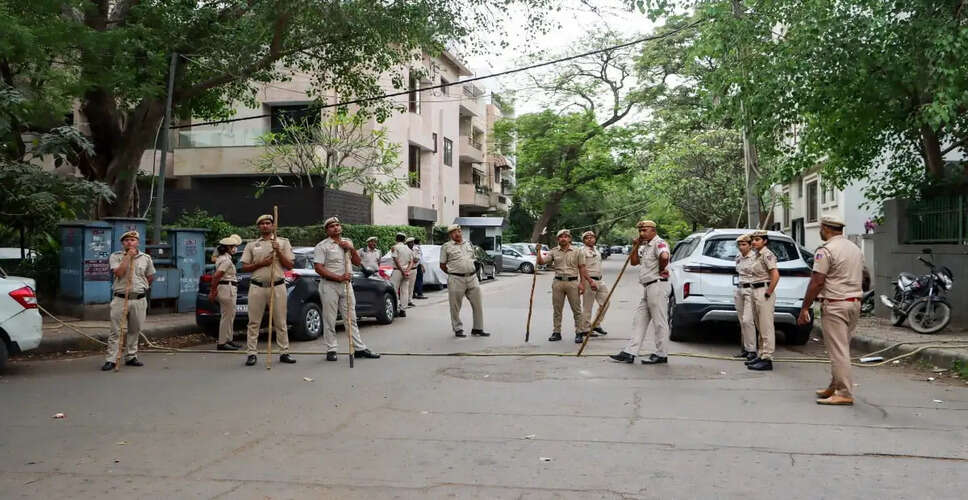 Tragic Shooting Incident in Dwarka: Delhi Police Head Constable Involved