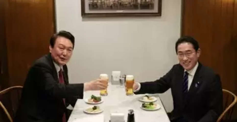 Japan's Kishida doing final fine-tuning to invite Yoon to G-7 summit: Report