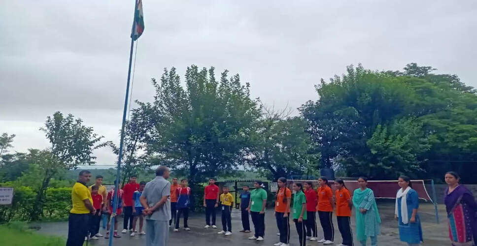 Adarsh Model Public School Celebrates 79th Independence Day with Enthusiasm