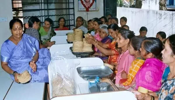 The Inspiring Journey of Lijjat Papad: From Humble Beginnings to a Major Brand