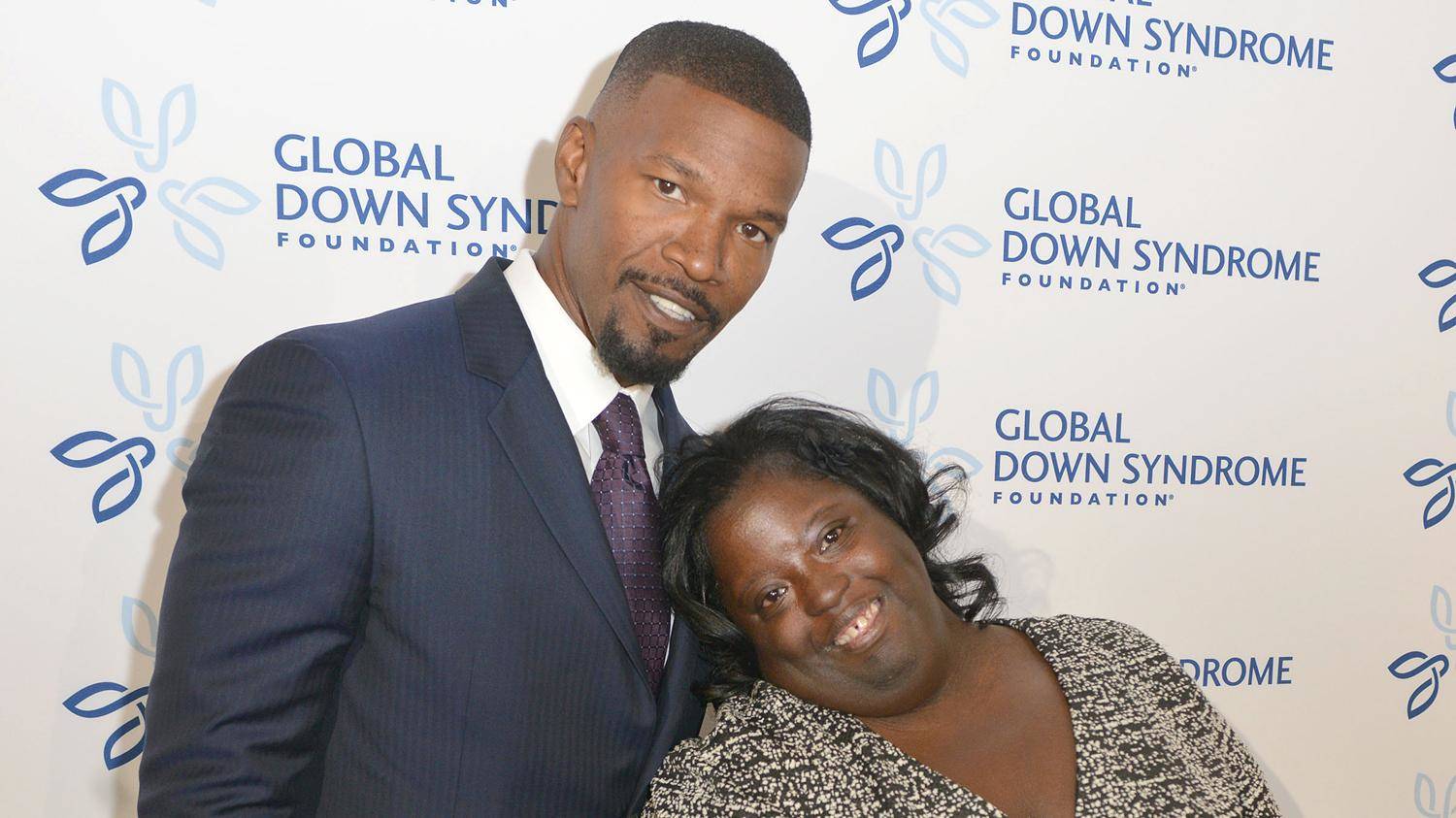 Jamie Foxx Mourns The Death Of His Sister DeOndra