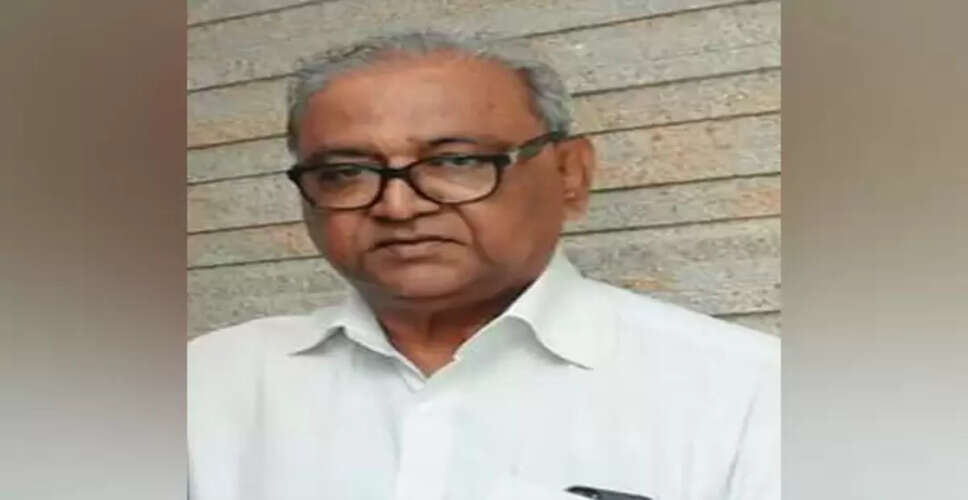 Tributes Pour In for Hockey Legend Vece Paes Following His Passing