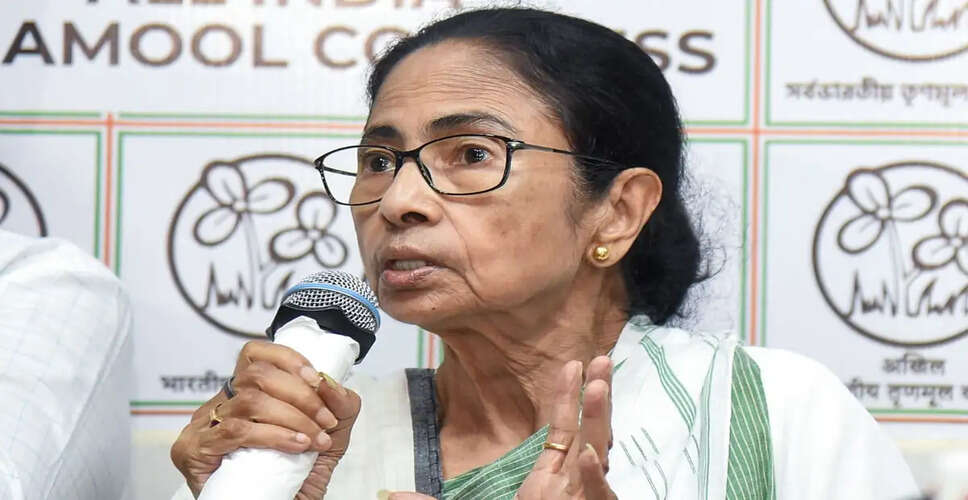 West Bengal Governor Dissolves Cabinet, Mamata Banerjee's Tenure Ends