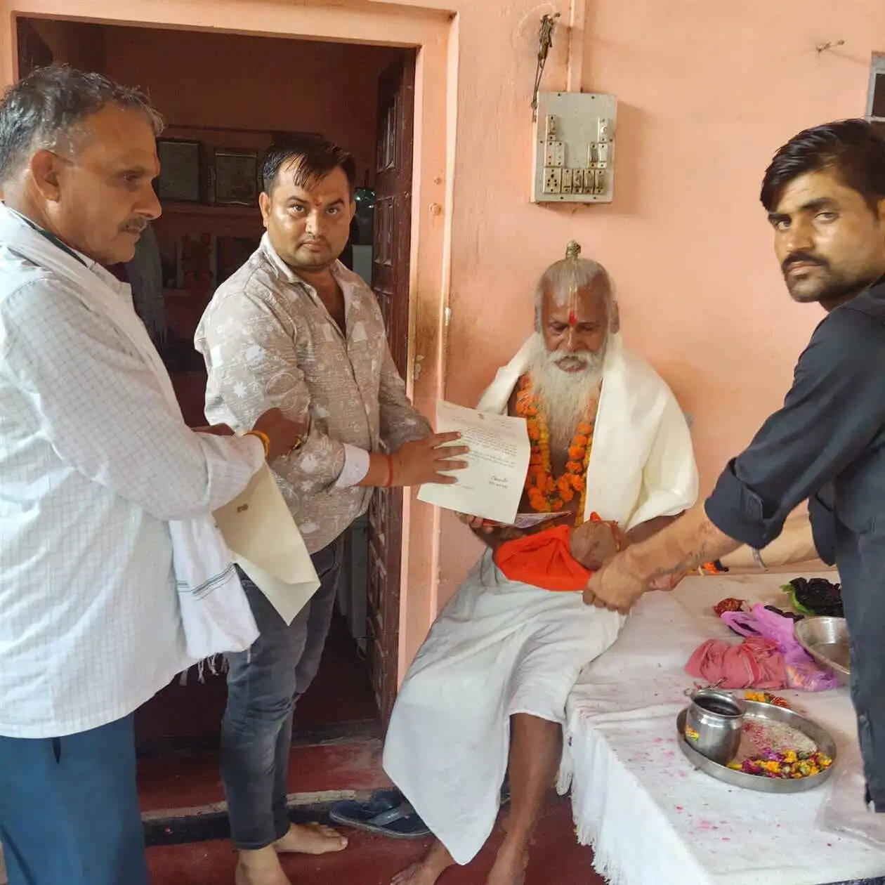 Chief Minister Honors Saints on Guru Purnima with Blessings for State Prosperity