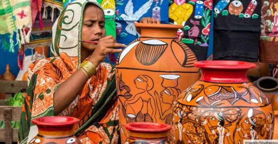 PM Mudra Yojana Achieves Milestone with Over 52 Crore Loans Sanctioned