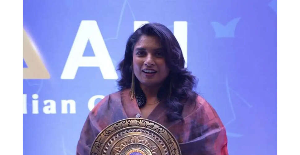 Mithali Raj Celebrated with BCCI Lifetime Achievement Award for Women