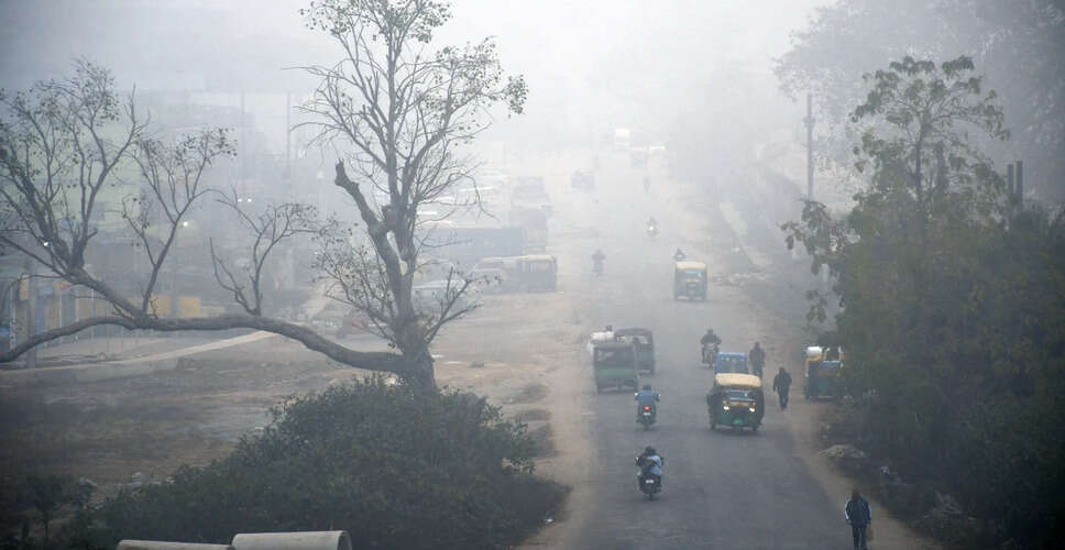 Unexpected Rainfall Hits Delhi and NCR Amid Cold Wave