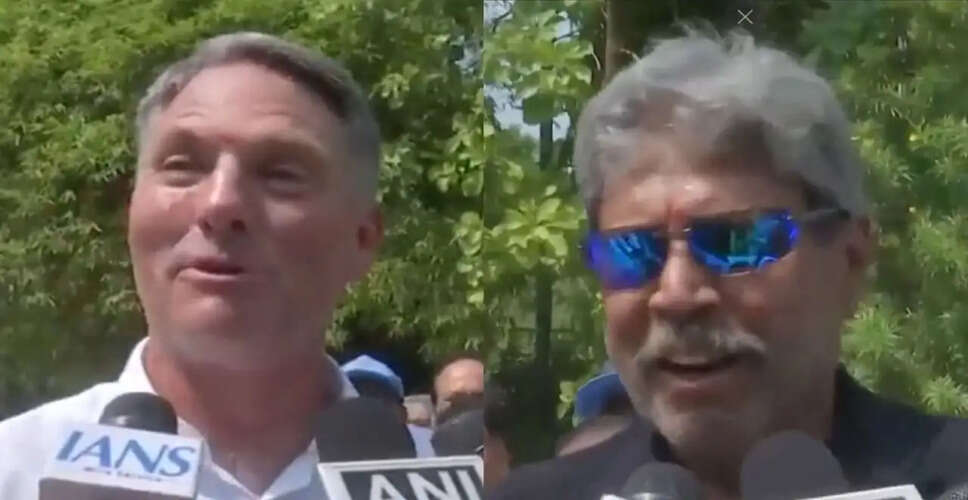 Strengthening Bonds: Kapil Dev and Richard Marles Celebrate India-Australia Relations