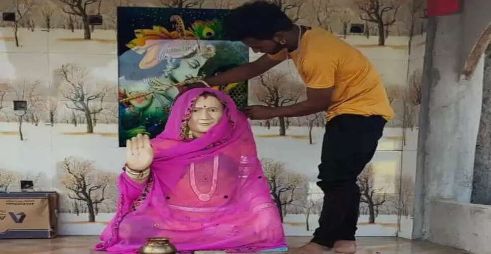 Husband Constructs Temple in Memory of Deceased Wife in Madhya Pradesh