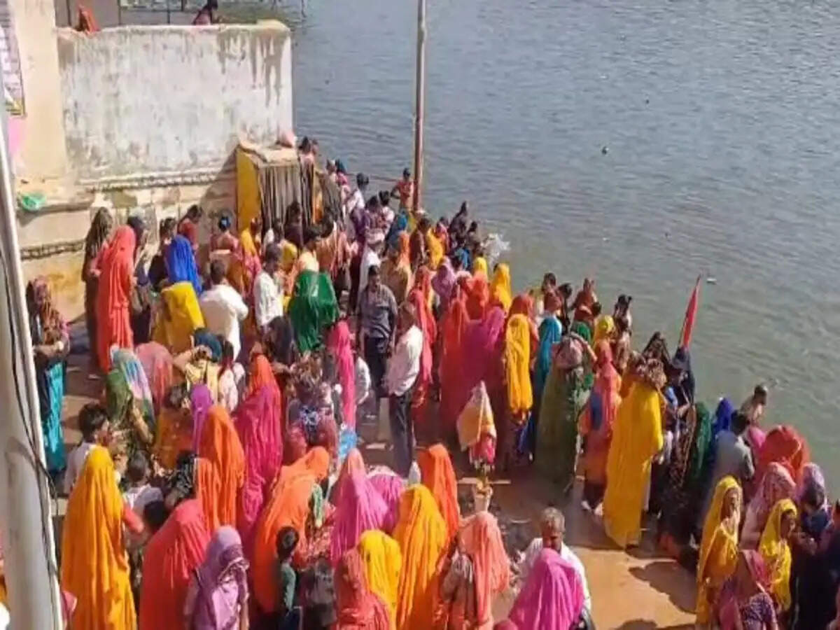 Kartik Month Rituals: A Spiritual Journey at Pushkar Lake