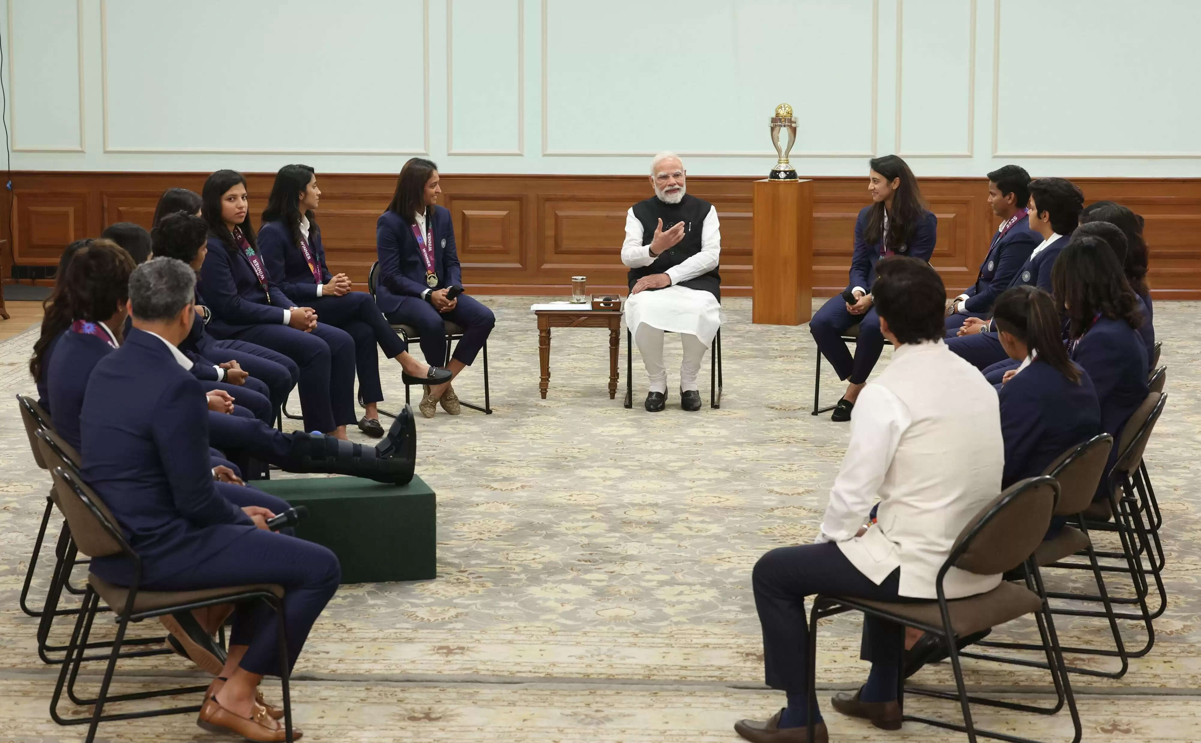 PM Modi Celebrates Indian Women's Cricket Team's Historic World Cup Victory