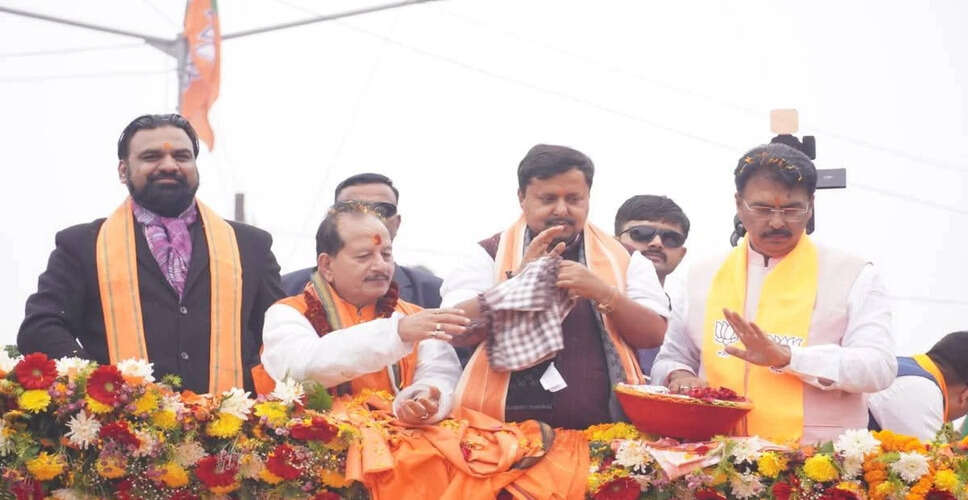 Nitin Nabin Criticizes Rahul Gandhi as a Part-Time Politician During Bihar Visit