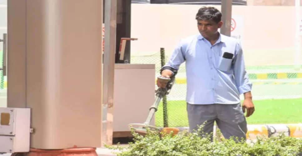 Bomb Threat at Jaipur's SMS Hospital Causes Panic and Security Response
