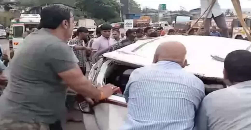 Five killed as car plunges into river on Mumbai-Goa Highway in Maharashtra