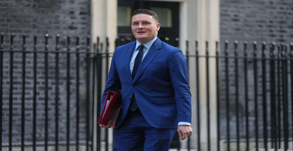 Resignation of British Health Secretary Marks Turbulent Times for Labour Party