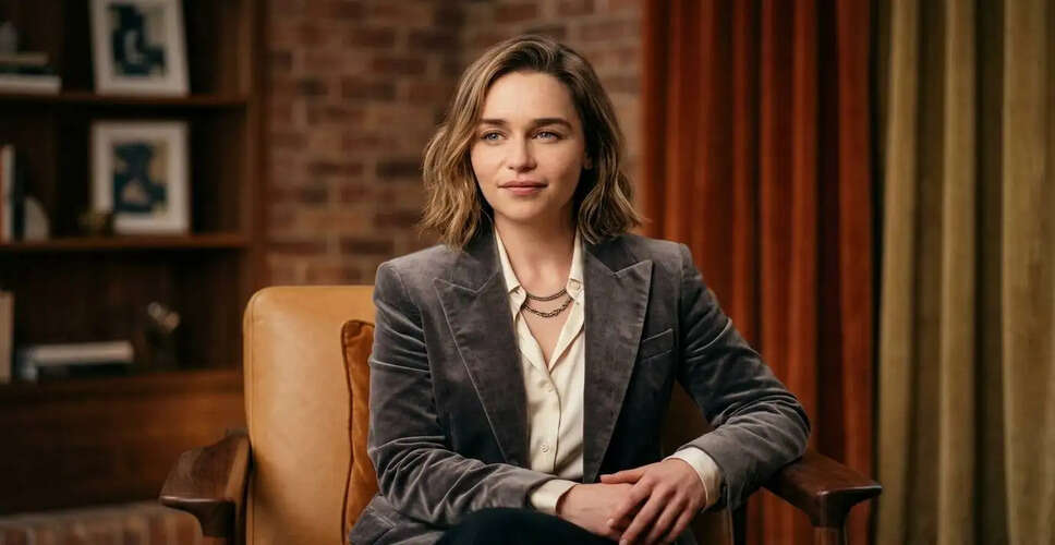 Emilia Clarke Sets the Record Straight on Game of Thrones Salary Rumors