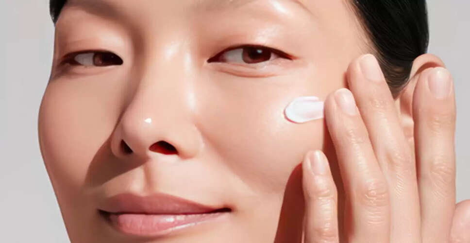 Mastering the Dewy Makeup Look for Summer