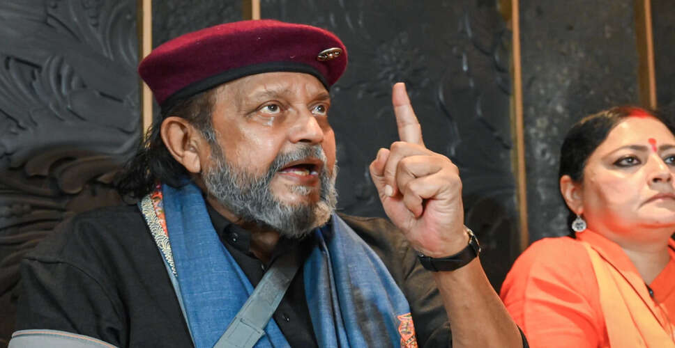 Political Tensions Rise in India Amid Attacks on Hindu Minorities in Bangladesh