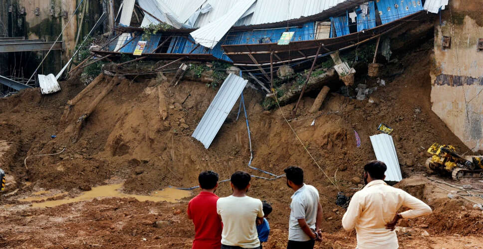 Tragic Accident at Old Faridabad Railway Station Claims Lives of Two Workers