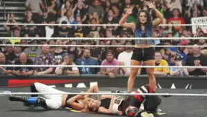 Lyra Valkyria Dominates WWE Raw Ahead of Evolution 2025 Title Match