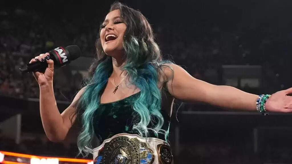 WWE Raw: Lyra Valkyria and Becky Lynch Ignite Tensions Ahead of Money in the Bank