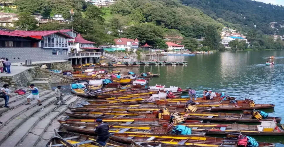 Discover Boating Adventures in Delhi: Top Spots for Family Fun