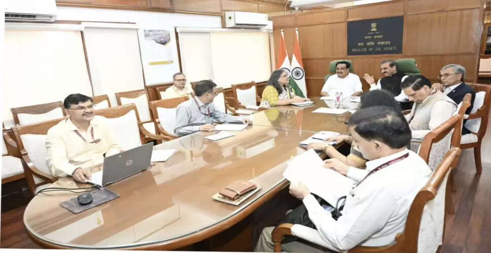 Himachal CM Sukhu Advocates for Kishau and Renuka Projects in Meeting with Union Minister