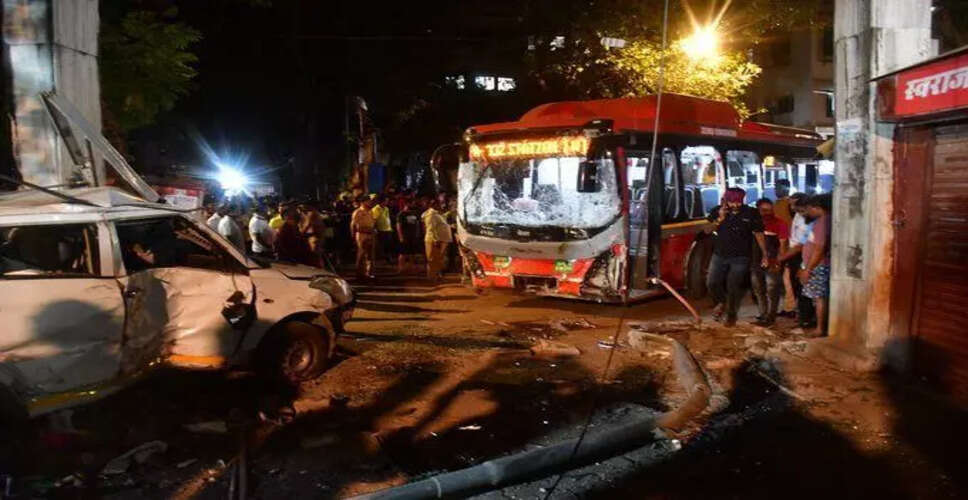 Tragic Bus Accident in Mumbai Claims Four Lives