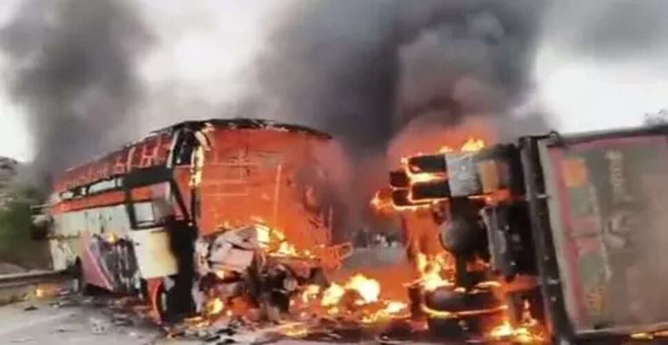 Tragic Bus Accident in Andhra Pradesh Claims 14 Lives
