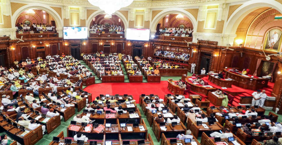 Uttar Pradesh Assembly Winter Session: Opposition Protests Over Codeine Cough Syrup Scandal