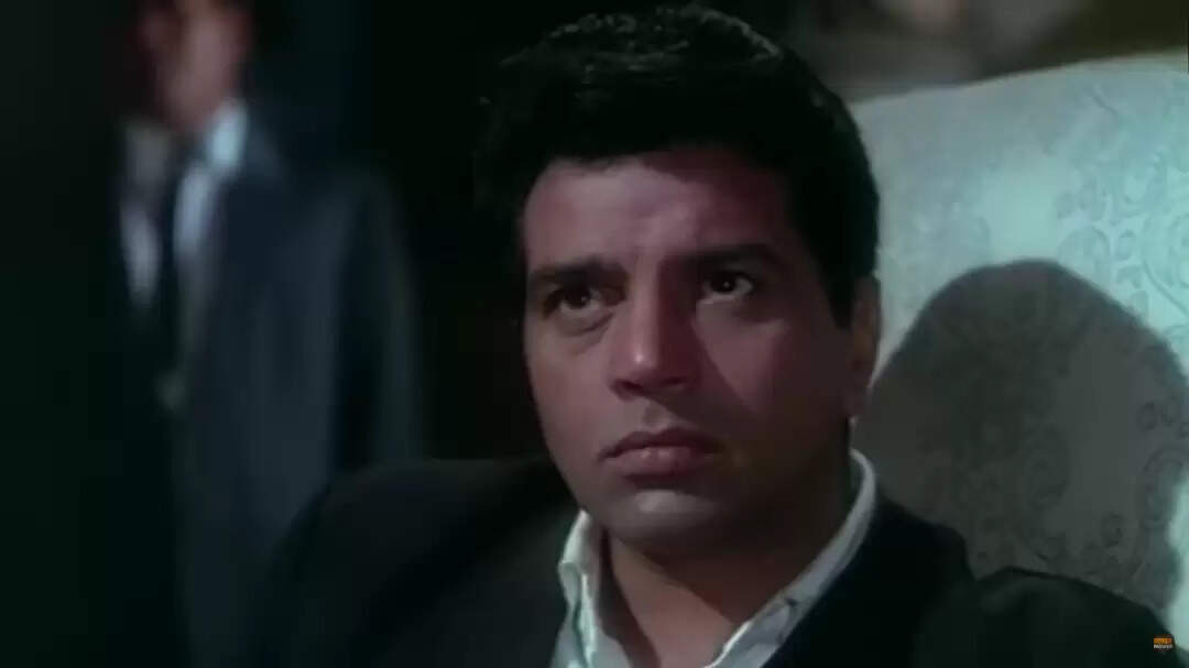 Sriram Raghavan Reflects on Dharmendra's Legacy in Upcoming Film 'Ikkis'