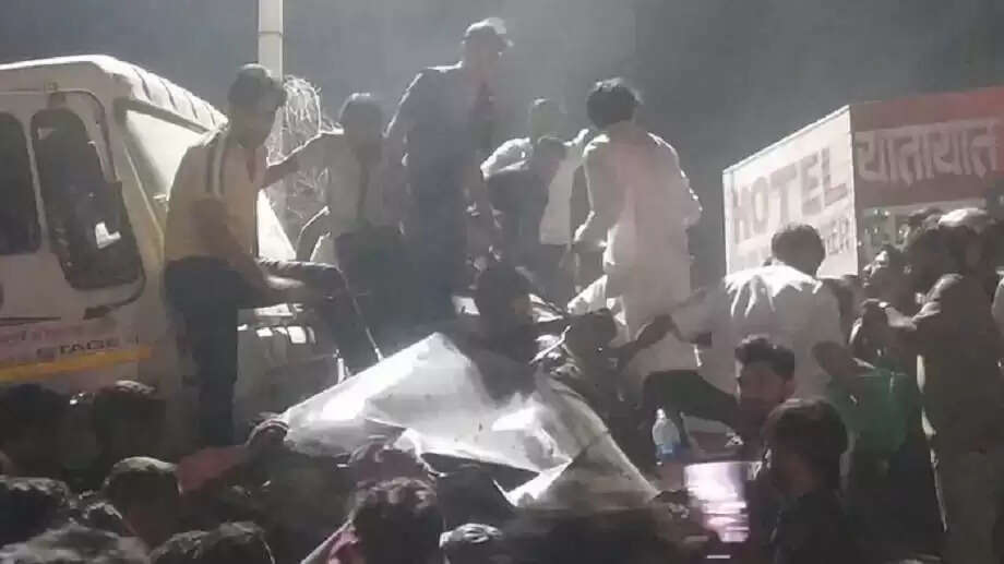 Tragic Moradabad Highway Collision Claims Lives of Two Young Women