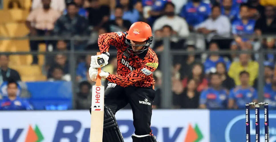 AB de Villiers Urges Abhishek Sharma to Embrace Responsibility Ahead of IPL 2026