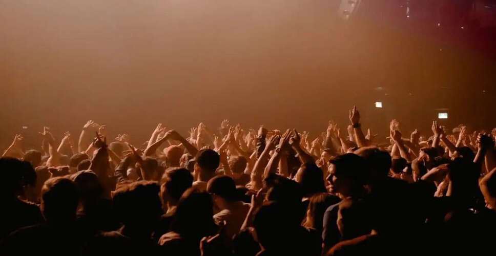 Tragic Incident at Mumbai Music Event: Young Man Dies, Woman Hospitalized