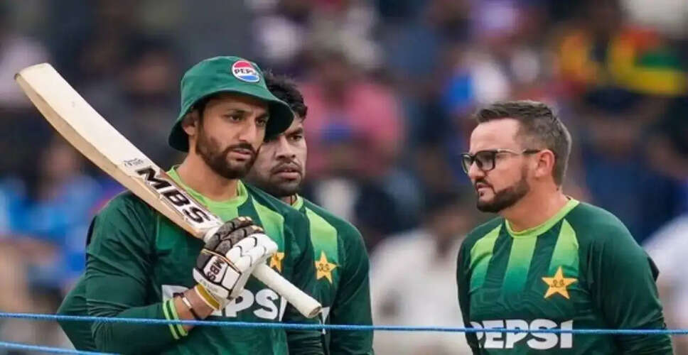 Concerns Rise Over Mike Hesson's Future with PCB After T20 World Cup Disappointment