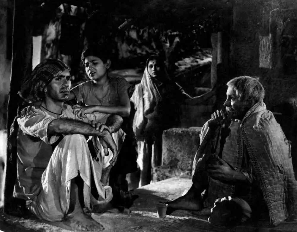 Rediscovering Bimal Roy's Do Bigha Zamin: A Cinematic Masterpiece