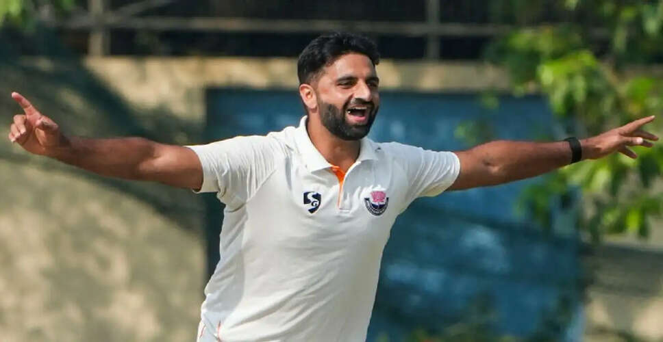 Auqib Nabi Dar Shines in Ranji Trophy, Eyes Spot in India's Test Squad