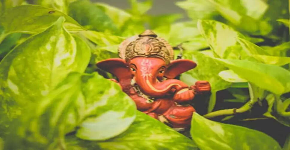 Ganesh Chaturthi 2025: Significance of Afternoon Worship and Its Traditions