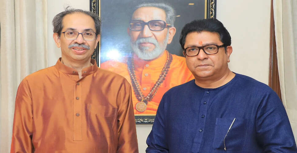 Raj Thackeray Visits Uddhav Thackeray on His Birthday, Signaling Political Reconciliation