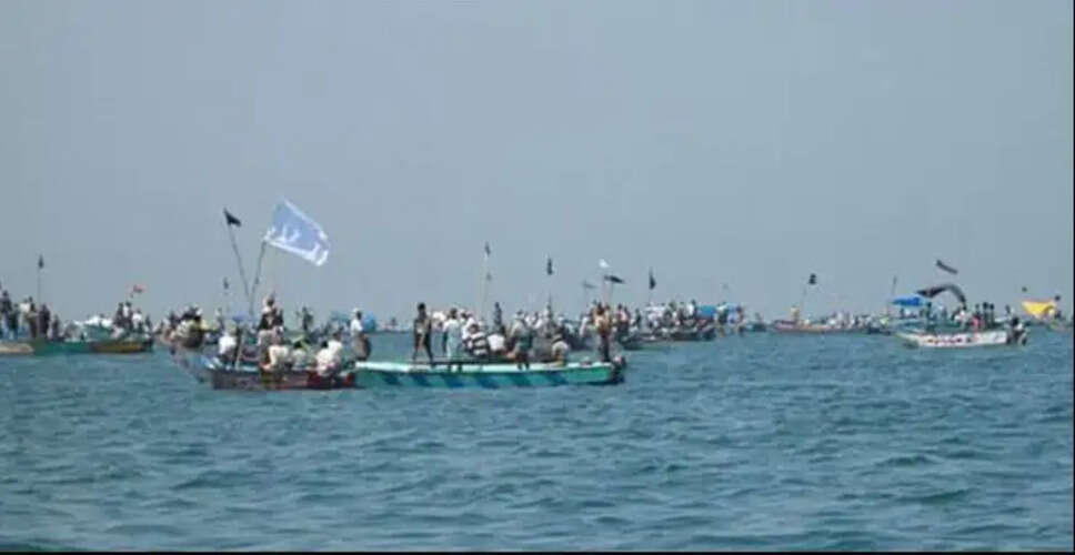 Sri Lankan Navy Detains 10 Indian Fishermen Amid Ongoing Tensions