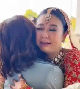 Cultural Fusion: A Heartwarming Chinese-Indian Wedding Celebration