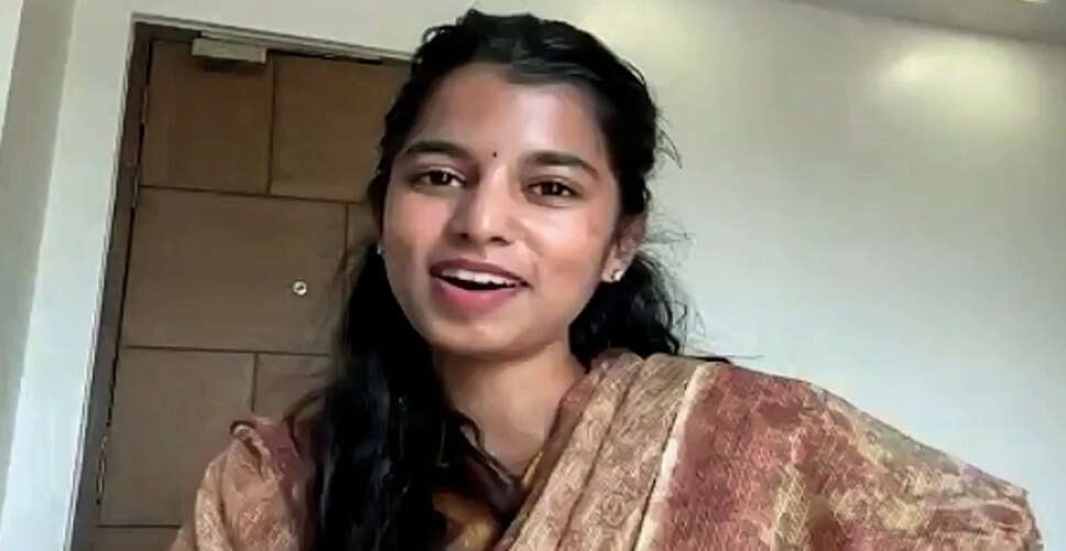 Bihar MLA Maithili Thakur Advocates for Local Issues During Budget Session