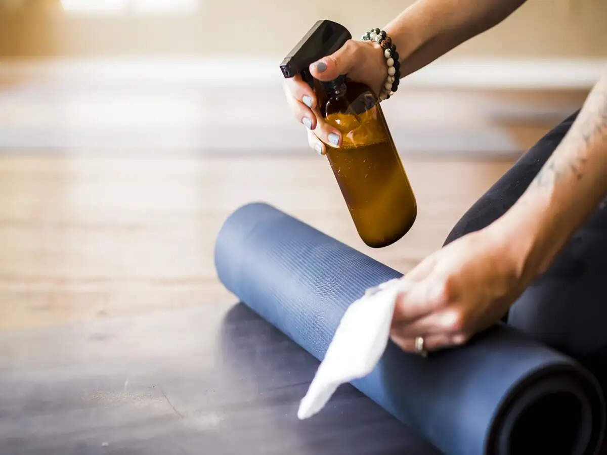 Essential Tips for Keeping Your Yoga Mat Clean and Fresh