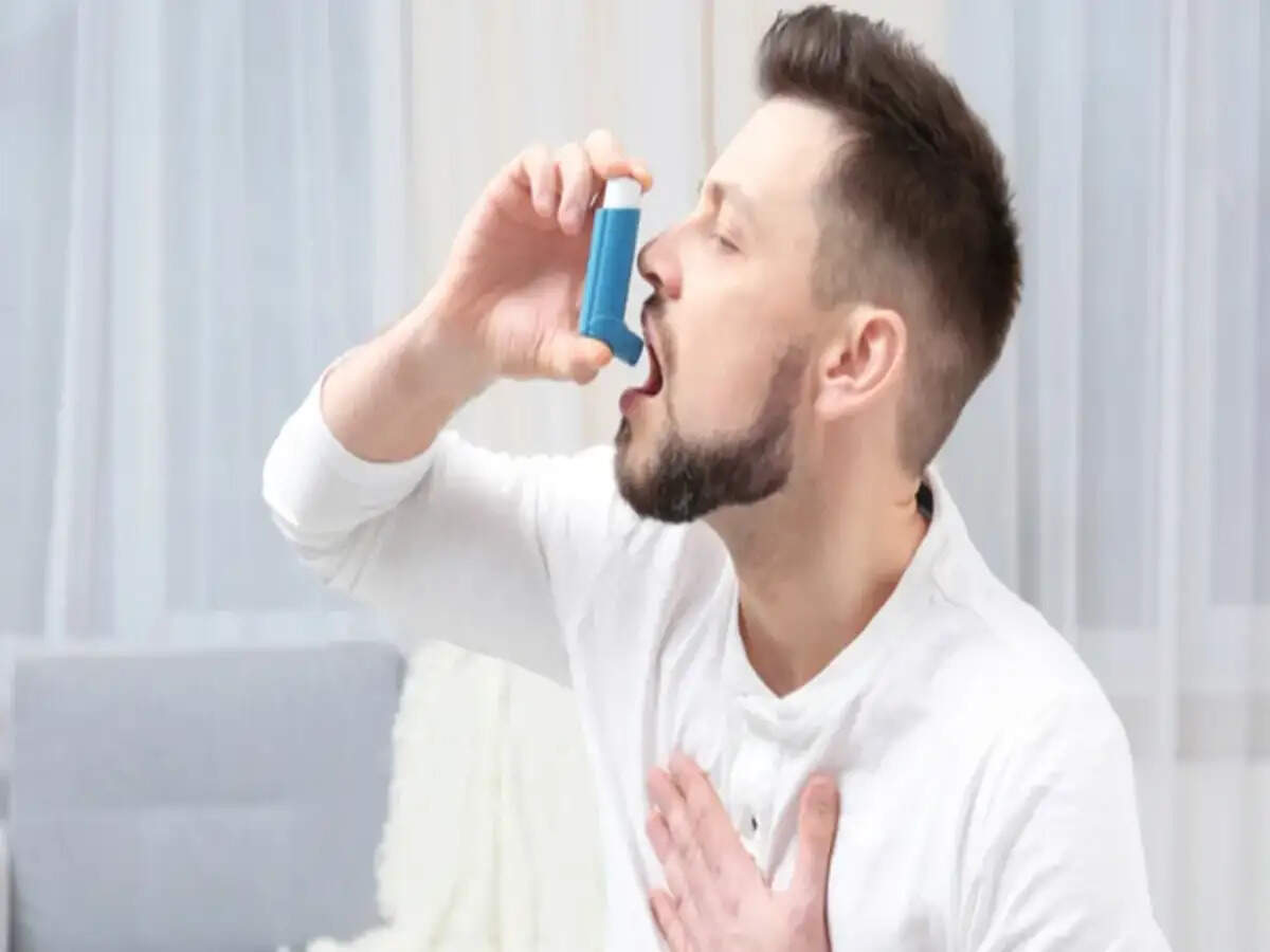 Essential Travel Tips for Asthma Sufferers During Winter Pollution