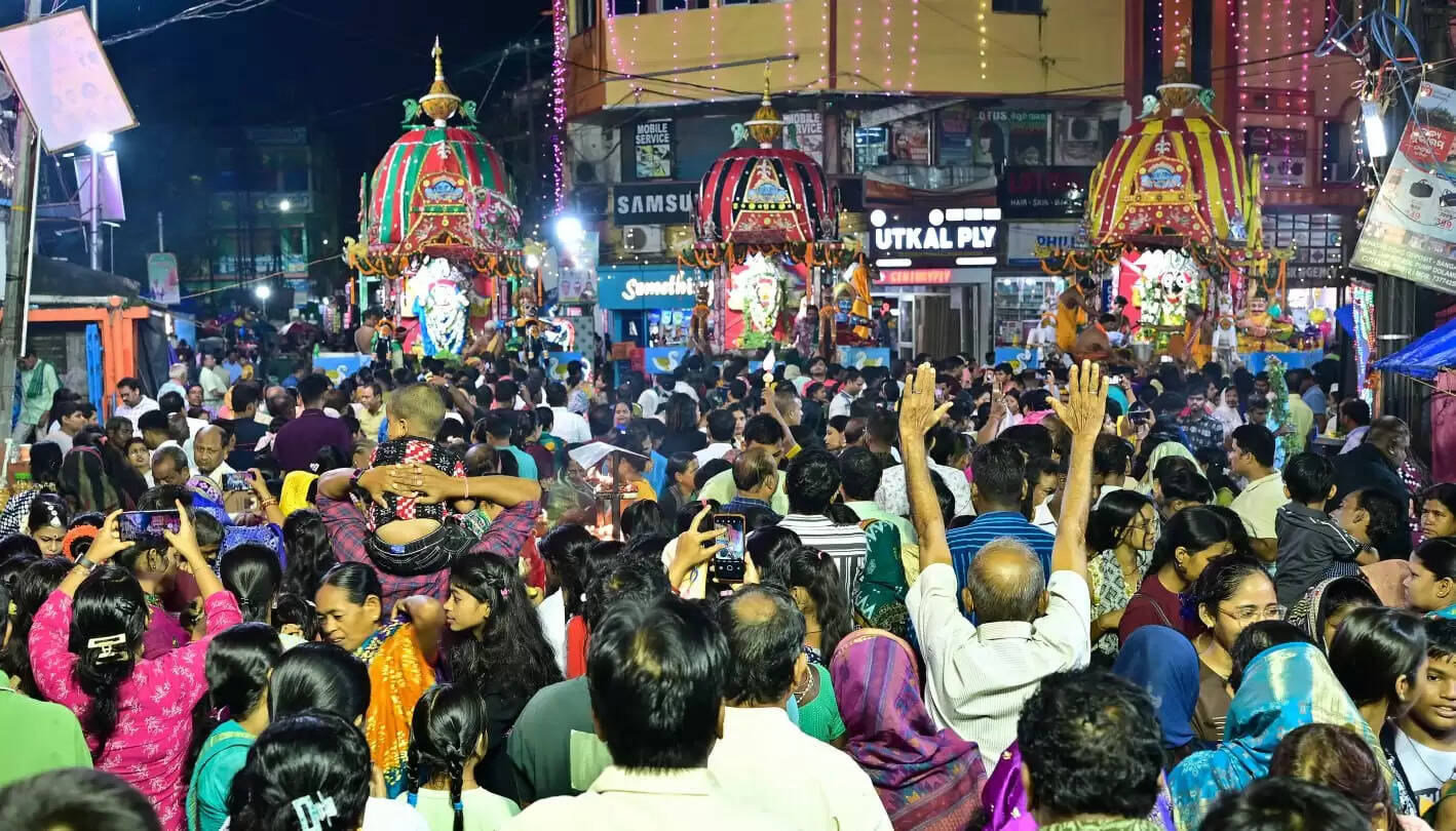 Experience the Vibrant Bahuda Yatra: Chariot Processions in Puri and Beyond
