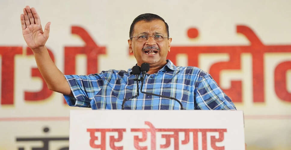 Delhi's Political Climate Heats Up Over Slum Demolition Protests