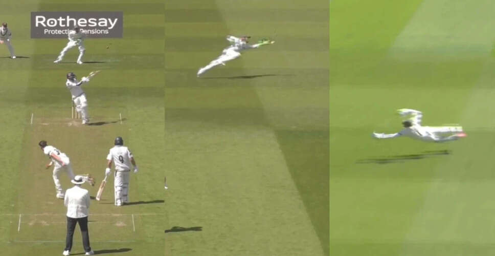 Ben Foakes Shines in Day One of County Championship Clash Between Yorkshire and Surrey