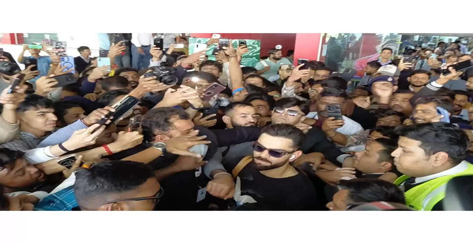 Virat Kohli Receives Heroic Welcome in Vadodara Ahead of ODI Series Against New Zealand