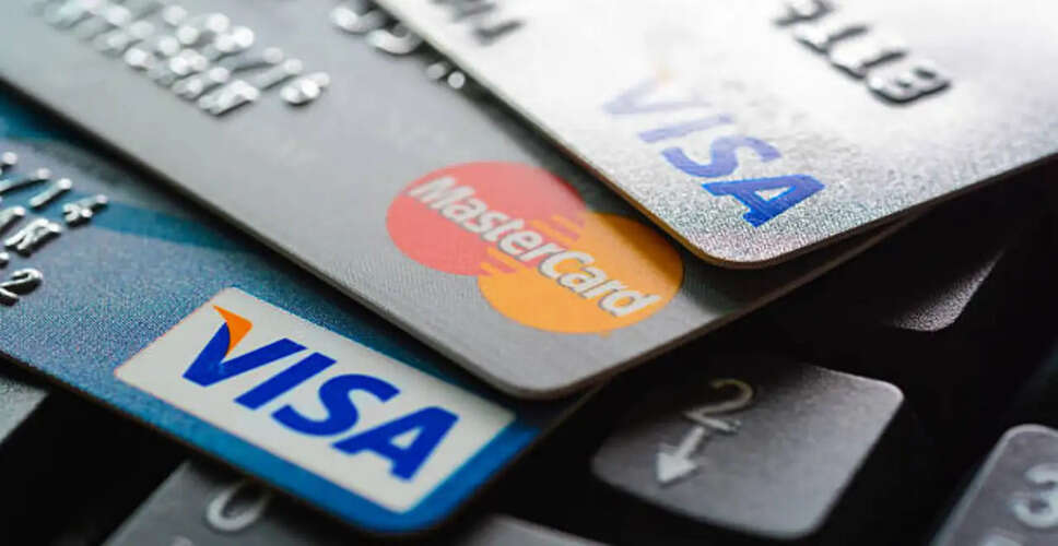 March Sees Surge in Credit Card Spending Amid E-Commerce Growth